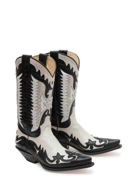 Sendra homemade Spanish cowboy boots. Would make a great contrast to an ...