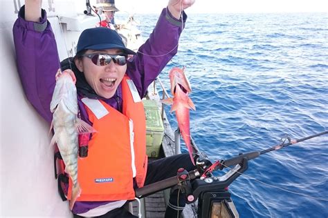 【鹿児島・奄美・船釣り】手ぶらでok！絶景が広がる海で南の島ならではの船釣り体験｜アソビュー！