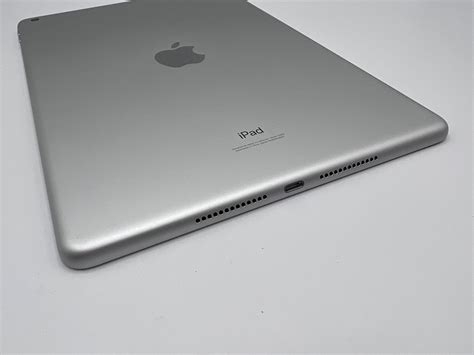 Apple Ipad Th Gen Wi Fi Silver Gb A Lwkp Swappa