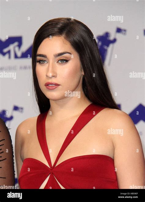 Lauren Jauregui 2017 Hi Res Stock Photography And Images Alamy