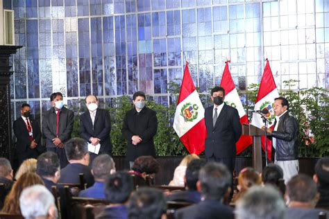 Presidente Pedro Castillo Sostiene Reuni N Con Miembros De La