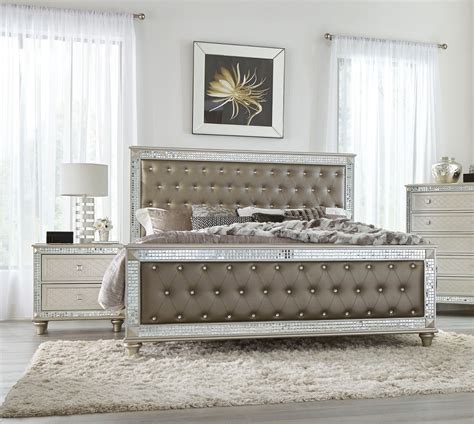 Elegant Style Bedroom Furniture Set 3pc King Bed Nightstands ...