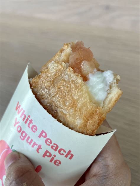 McDonald S S Pore Launches Peach Yoghurt Pie Brings Back Samurai