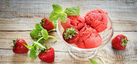 Raw Vegan Strawberry Lemonade Sorbet Recipes