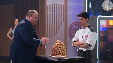 Foto Em Masterchef A Revanche Helton é O Primeiro Eliminado Da