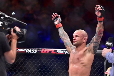 Thiago Alves Forced Out Of Gunnar Nelson Bout At Ufc Copenhagen Due To