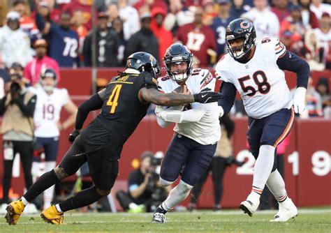 Chicago Bears: Caleb Williams frustrated by offense’s missed opportunities