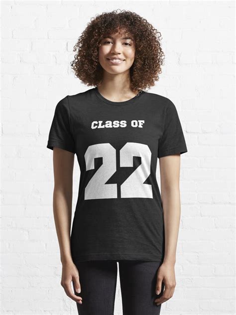 Senior 2022 Class Of 2022 Retro Graduation T Shirt By Wazzy Art Redbubble