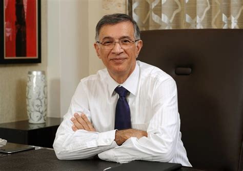 Dr. Niranjan Hiranandani, MD, Hiranandani Group | India facts, Mr., India