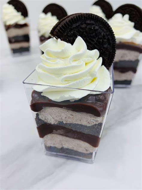 Oreo Shots Dessert Shooters Recipes Dessert Cups Recipes Mini