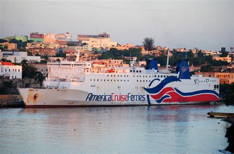 Cuba-Florida Ferry Plans Stalled | Repeating Islands