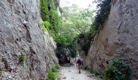 Top 5 des balades à faire en famille dans le Luberon Camping Luberon