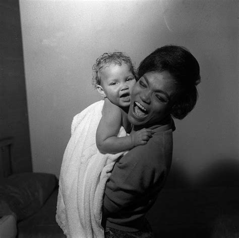 35 Lovely Photos Of Eartha Kitt With Her Daughter Kitt Mcdonald In The 1960s Vintage News Daily