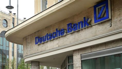 Deutsche Bank Fined By Regulators Over Money Laundering Claims Bbc News