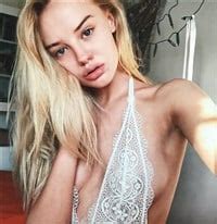 Elly Sharp Nude Pics And Video Show Promise OnlyFans Leaked Nudes