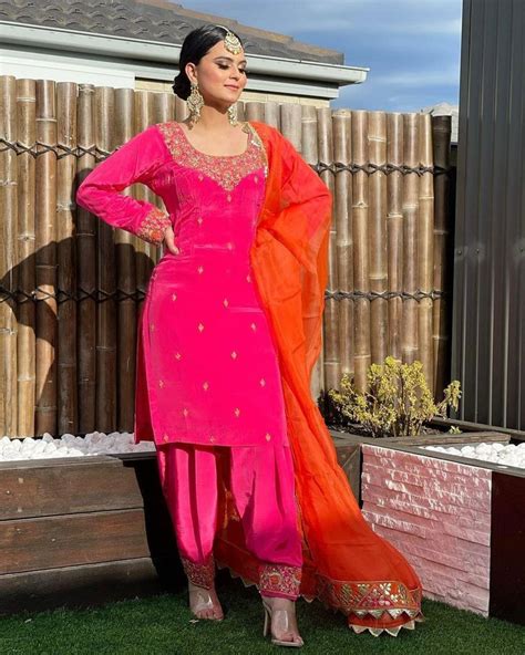 New Color Combination Suit Best Indian Wedding Dresses Simple Indian Suits Punjabi Outfits