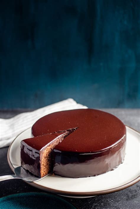 Chocolate Mirror Cake - The Gourmet Larder Cakes