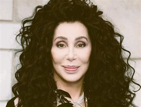 Cher announces her plans to depart from the United States… What would ...