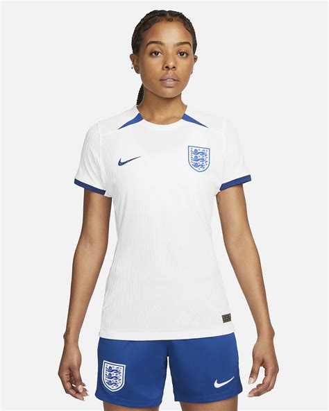 4 Ways To Wear The Womens England Football Shirt Who What Wear