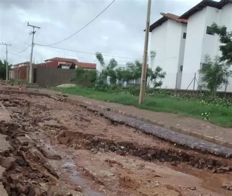 Moradores Do Torquato Neto Denunciam Descaso O Residencial GP1