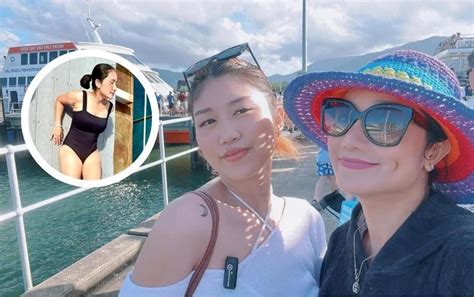 MC Cát Tường hút mắt với bikini