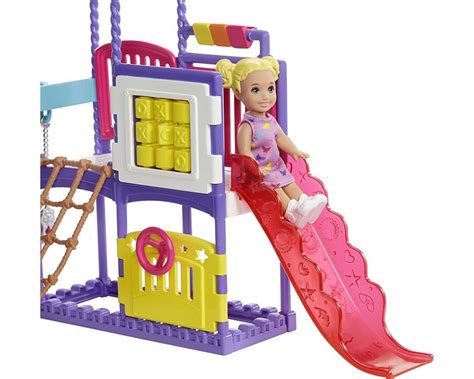 Игровой набор Барби и детская площадка Barbie Skipper Babysitters