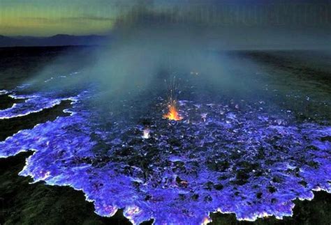 Kawah Ijen El Volc N De Lava Azul En Indonesia