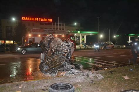 Sivas N Ark La Il Esinde Trafik Kazas Yaral Son Dakika