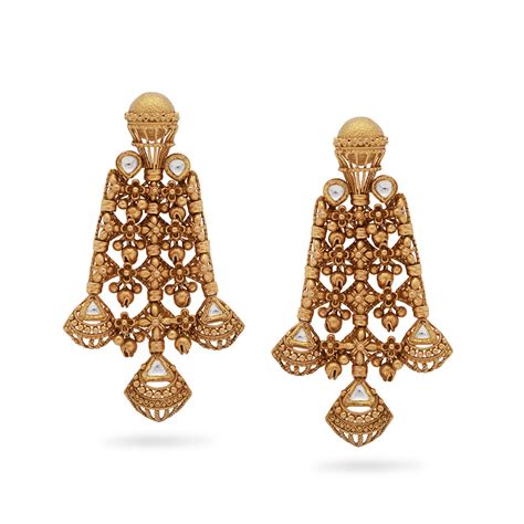 Buy Divine Heritage Gold Earrings At Best Price Tanishq Uae