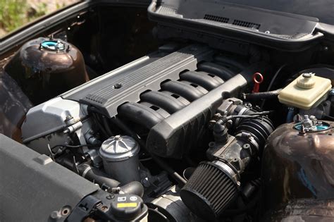 What Does a Cold Air Intake Do? - In The Garage with CarParts.com