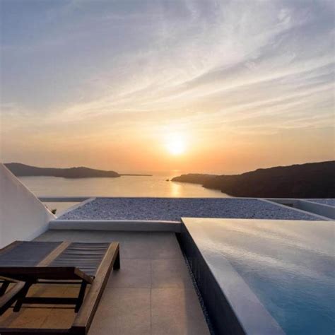 Gorgeous Infinity Pool Hotels In Santorini Greece