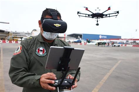 Drones Policía Herramienta Servicio Lucha Contra Delincuencia Fotos Nczp Policial Ojo