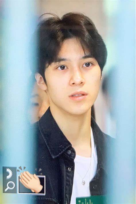 Hendery Selebritas Orang Lucu Laki Laki Tampan Selebritas Orang