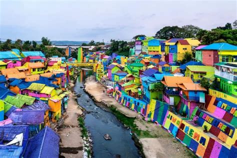 Wisata Kampung Warna Warni Jodipan Kota Malang Dari Kumuh Menjadi Desa