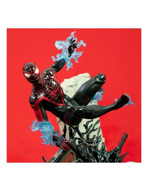 Marvel S Spider Man Marvel Gallery Deluxe Pvc Diorama Miles Morales