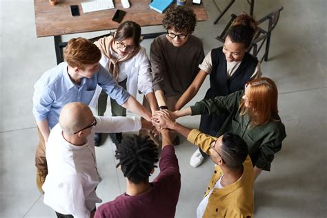 Pengaruh Motivasi Terhadap Kinerja Karyawan Staffany