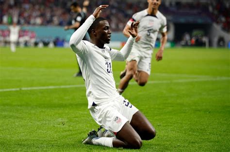 Tim Weah Scores First Usmnt Goal In 2022 World Cup Opener Vs Wales