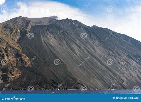 Slope Of The Volcano Stromboli Stock Image Image Of Slope Landmark