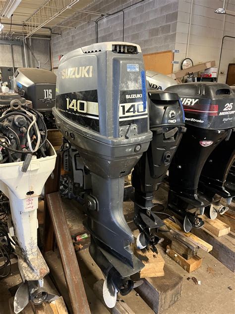 1999 Suzuki DT140 140 Hp 2 Stroke Outboard Boat Motor Engine Two Stroke