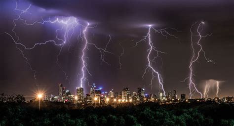 What Are The Four Types Of Thunderstorms? (Answer)