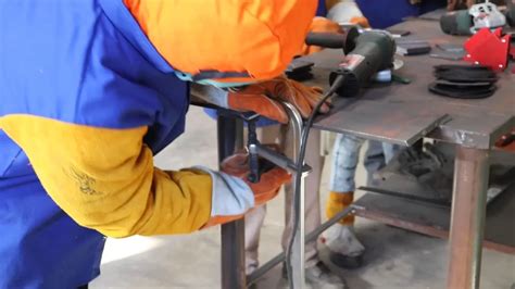 Does welding classes provide deep knowledge to students?