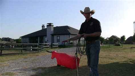 How To Throw A Rope Lasso Youtube