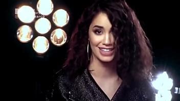 Lali Esposito confiesa que es fanática de los desnudos XVIDEOS