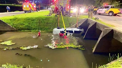 Carro Cai De Ponte Fica Submerso E Duas Pessoas Morrem Em Lago No