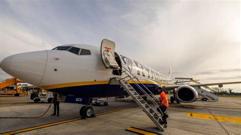 Ryanair Une Dispute Pendant Un Vol Tanger Toulouse Se Termine En