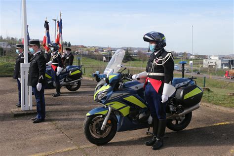 Photos Vesoul Hommage Aux Gendarmes Décédés En Service