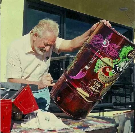 Ed Roth Pinstriping