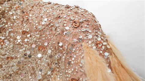 Broderie Nude Accesorizata Manual Cu Pene Evelin Textile