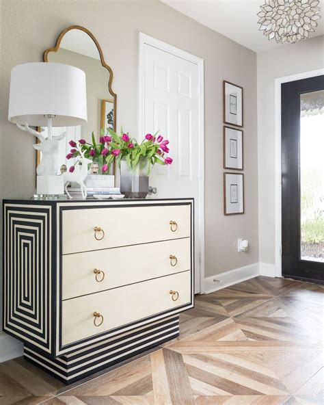 9 Best Benjamin Moore Warm Gray Paint Colors That Will Never Be