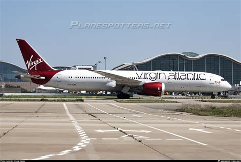 G Vyum Virgin Atlantic Boeing Dreamliner Photo By Fang Xiaoyu